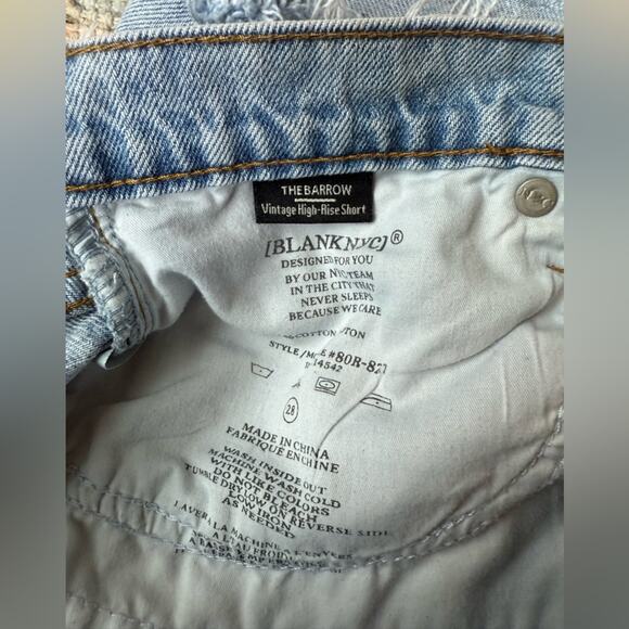 Blank NYC The Barrow Distressed Cutoff Jean Shorts Size 28 Light Denim Women’s - Picture 4 of 6